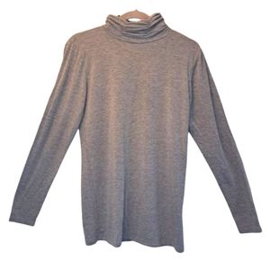 Nine 1 Eight Gray Turtleneck Tee Size Medium